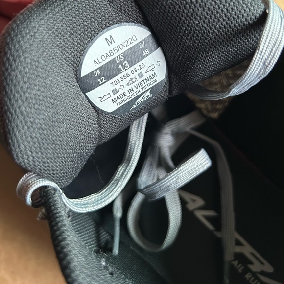 ALTRA Experience Wild 2 Men’s 13 Trail Running Shoes black/grey ALMOST NEW - Picture 14 of 16